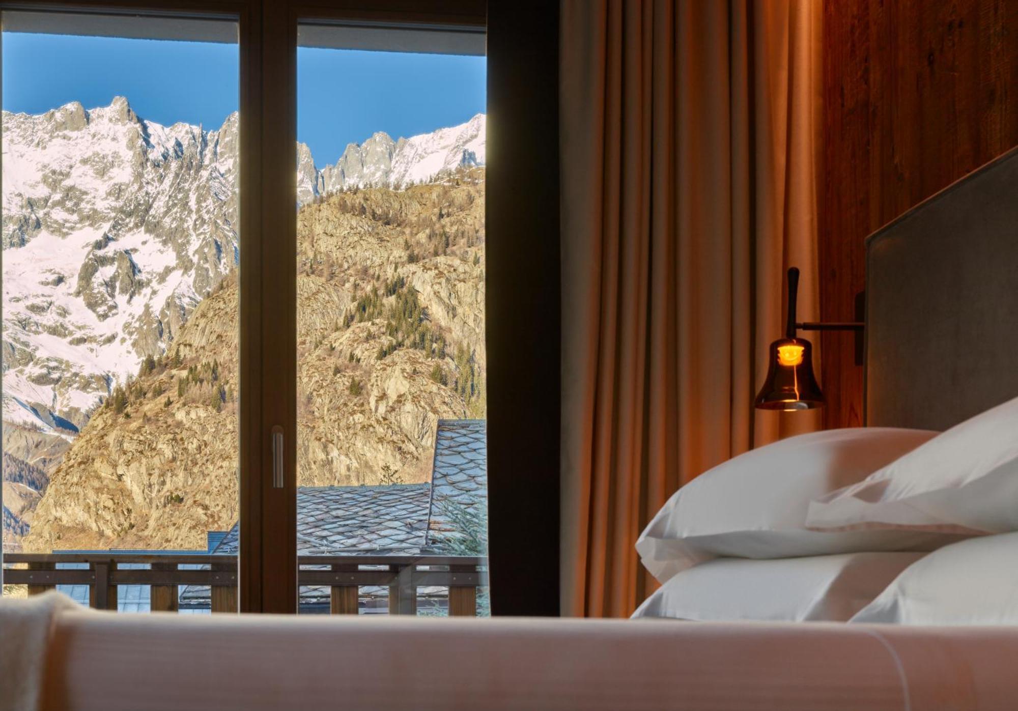 Le Massif Hotel & Lodge Courmayeur The Leading Hotels Of The World Zewnętrze zdjęcie
