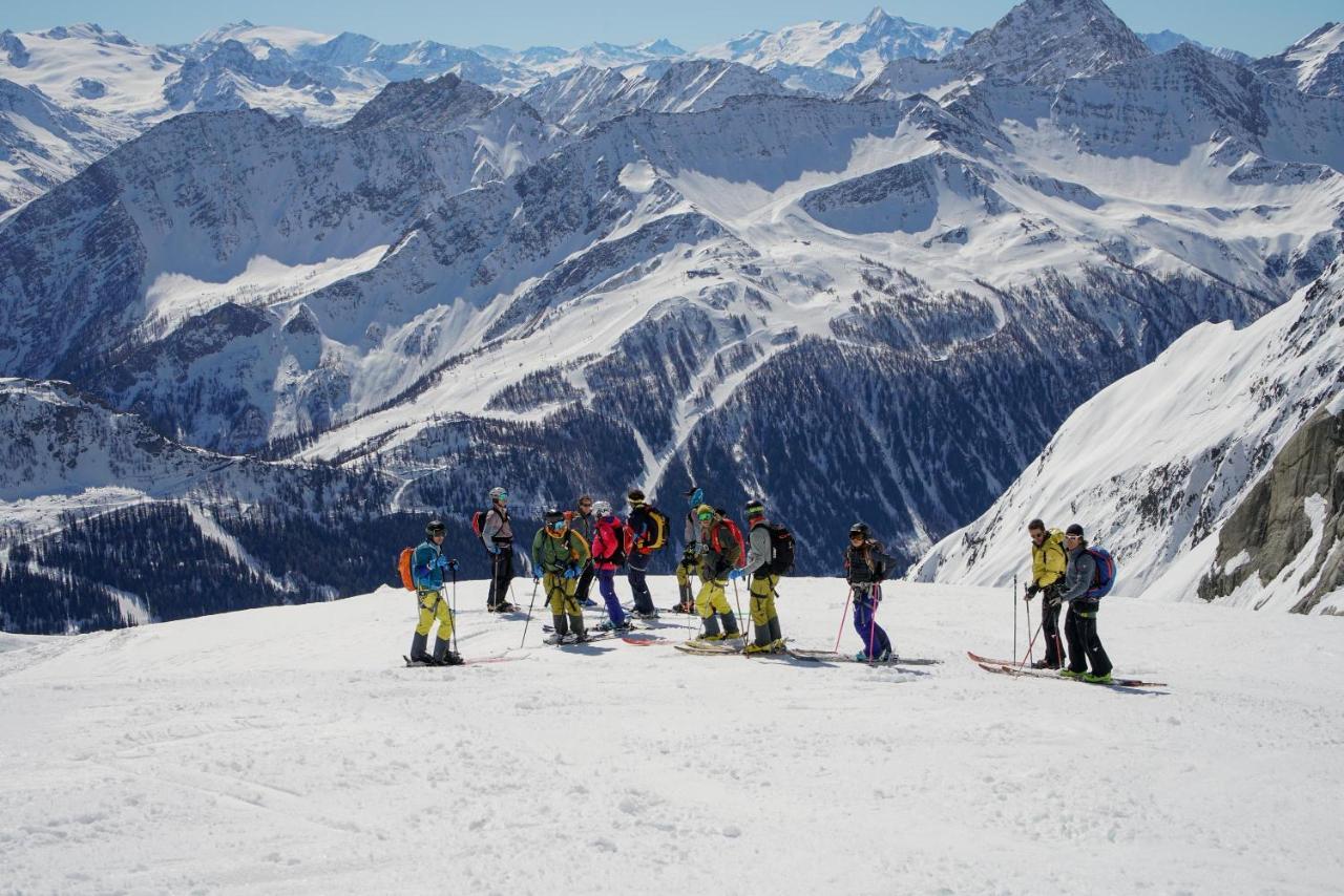 Le Massif Hotel & Lodge Courmayeur The Leading Hotels Of The World Zewnętrze zdjęcie
